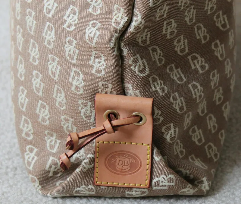 Luxury Brands Discover Anxiety and Price It at $780: Inside America's Therapeutic Tote Obsession